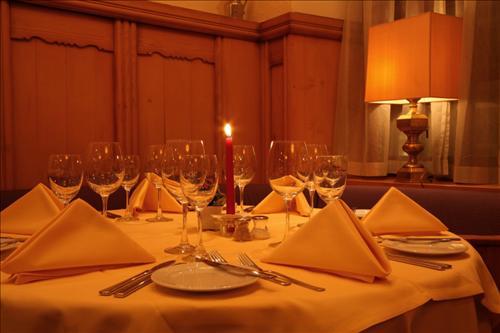 Hotel Central Sporthotel Davos 4*